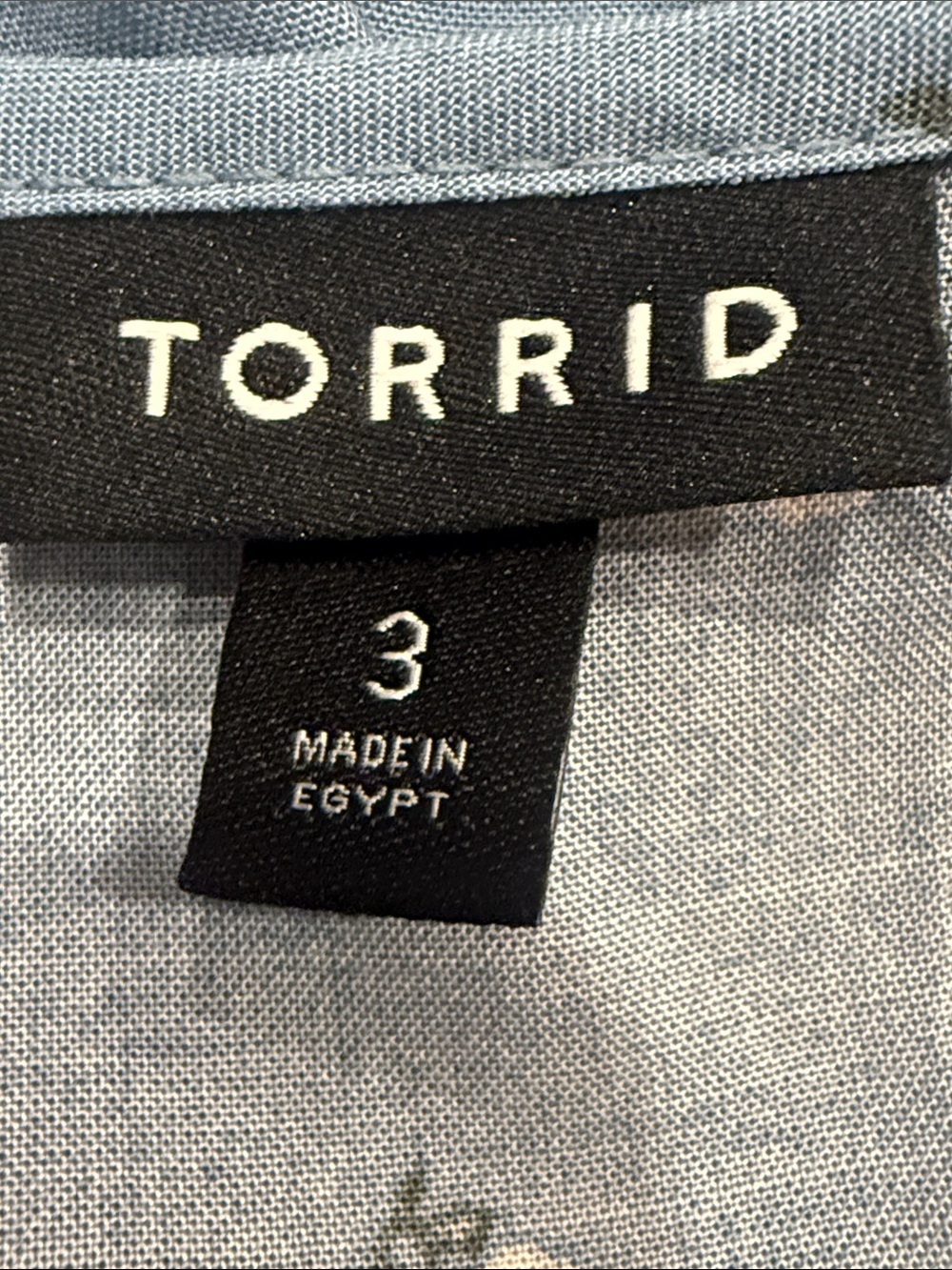 NWT torrid hi -low floral tank top size 3 (3X)
22-24. - Picture 3 of 9